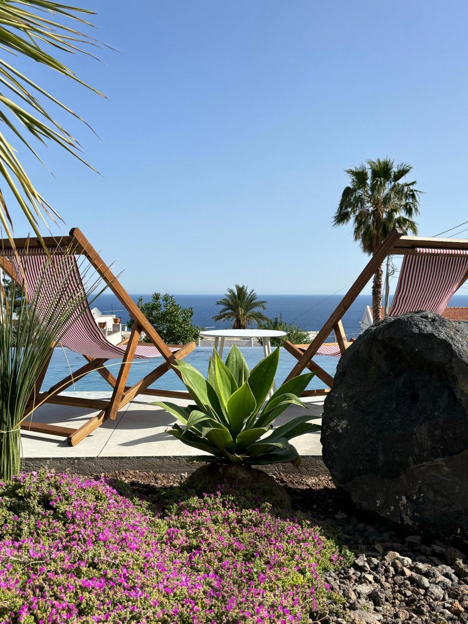 Frangimare - La Malandrina Bed and Breakfast Malfa  Buitenkant foto