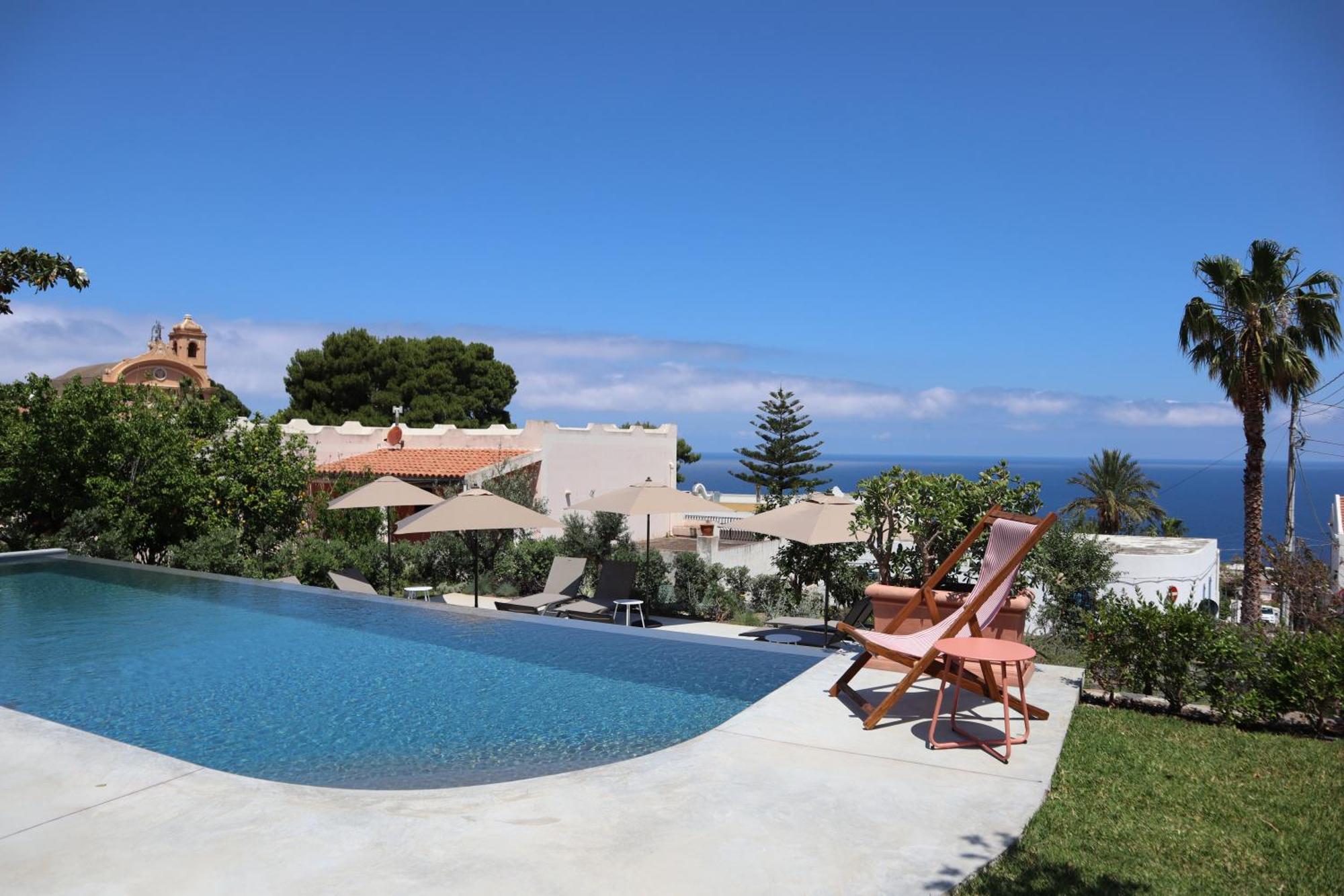 Frangimare - La Malandrina Bed and Breakfast Malfa  Buitenkant foto